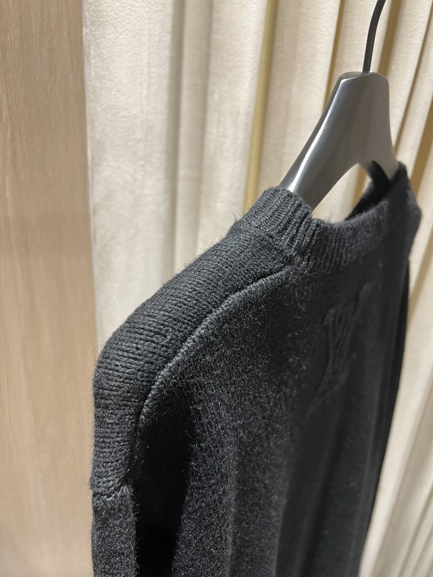 wg.luxury -- 8V Monogram wool oversized item:E-F140L1925H